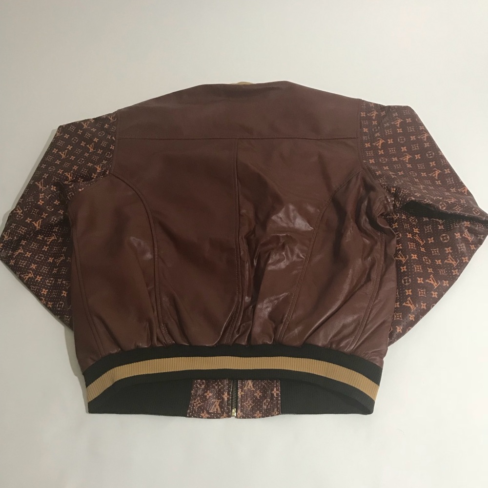 Custom Monogram Leather - Picture 6 of 6